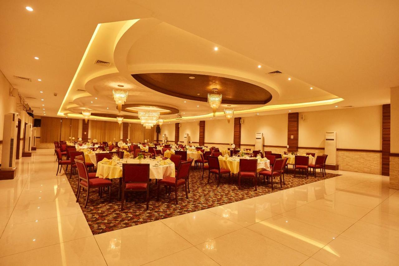 Bristol Palace Hotel Kano Exterior photo